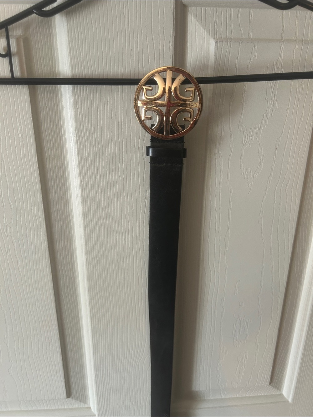 Gold Round Logo Buckle Black Women’s Belt
